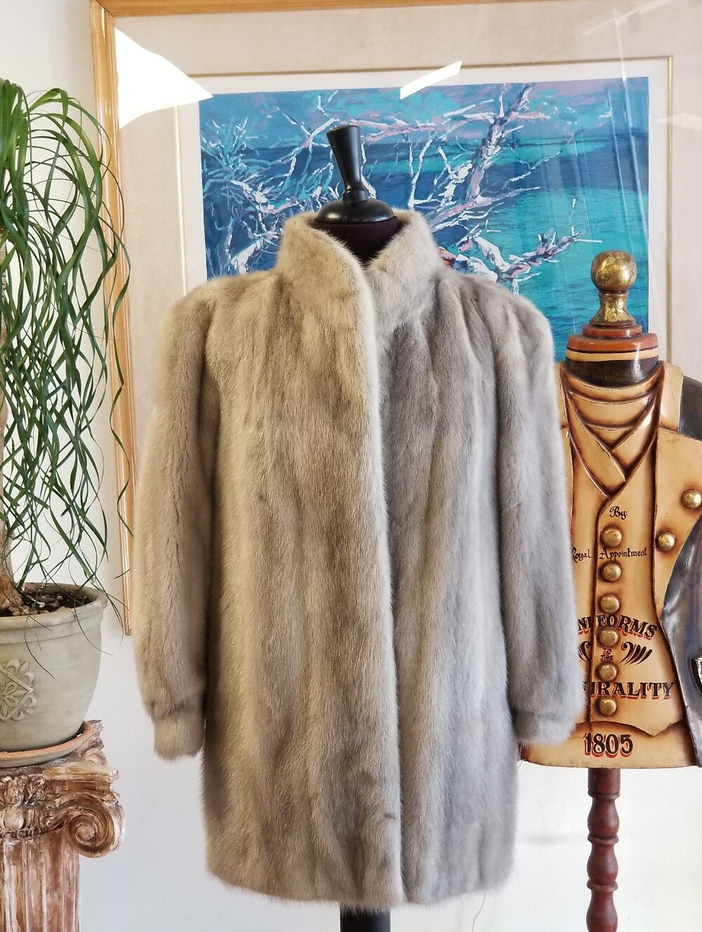 $2895 Classic Light Gray Mink Coat - Picture 3 of 10